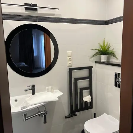 Wiktoria * كرينيتسا زدروي